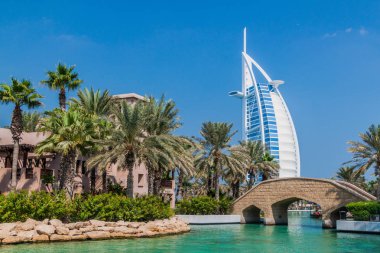 Burj Al Arab (Arapların Kulesi) Madinat Jumeirah, Dubai, Türkiye görüldü