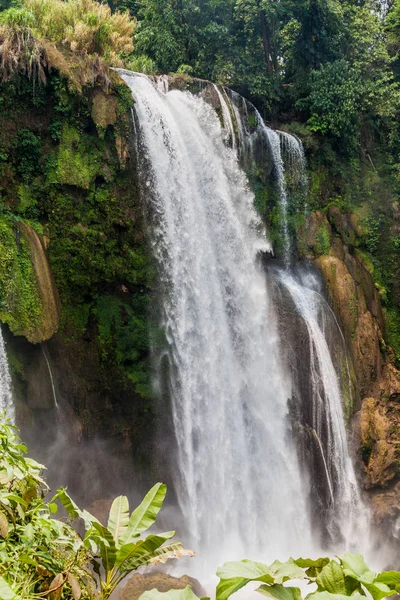 Cascata Pulhapanzak Honduras — Foto Stock