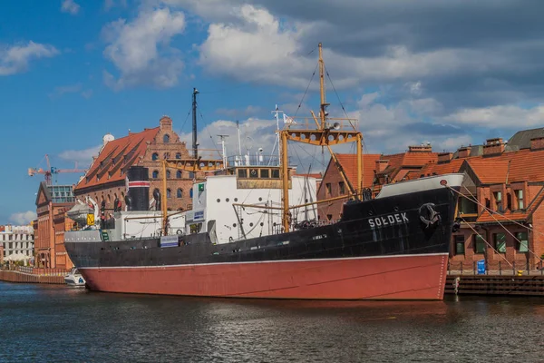 Gdansk Polonia Septiembre 2016 Nave Soldek Río Motlawa Gdansk Polonia — Foto de Stock