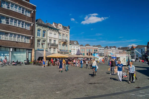 Den Bosch Países Bajos Agosto 2016 Casas Históricas Plaza Markt —  Fotos de Stock