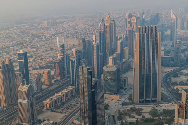 Dubai 'deki gökdelenler, Birleşik Arap Emirlikleri