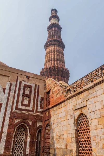 Delhi, Hindistan Qutub Minar minaresi.
