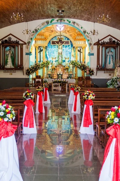 Concepcion De Ataco, El Salvador - 3 Nisan 2016: İç Concepcion kilise de Ataco Köyü.