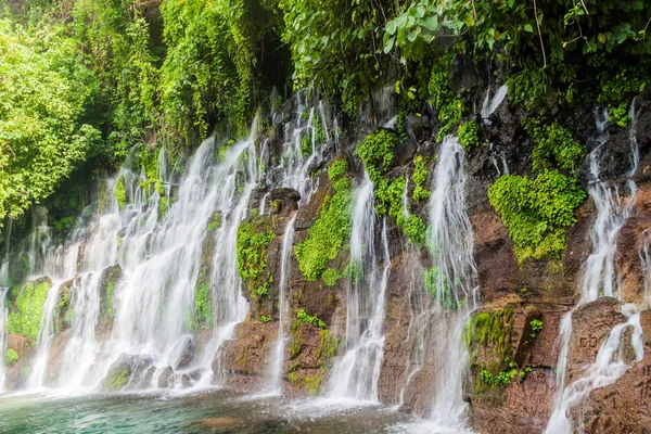 Chorros de la Calera, Juayua Köyü, El Salvador yakınındaki şelaleler kümesi