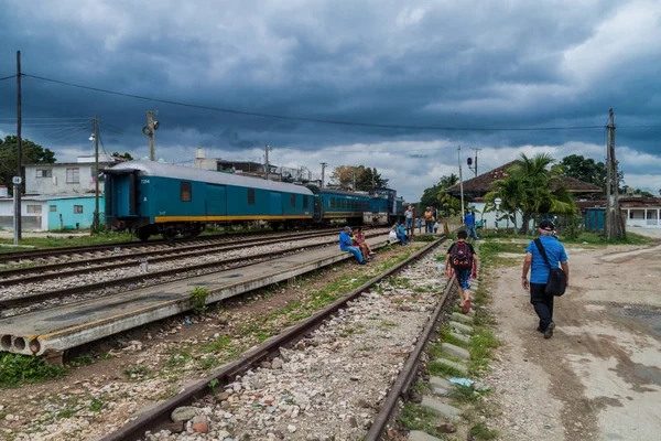 Sancti Spiritus Cuba Feb 2016 Pessoas Uma Estação Trem Sancti — Fotografia de Stock