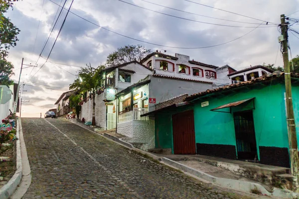 Suchitoto サルバドル 2016 石畳の通りに Suchitoto サルバドル — ストック写真