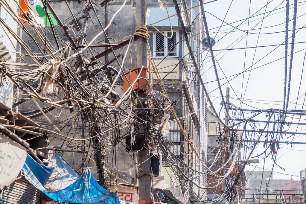 Chaotic mess of electric cables in the center of Delhi, India