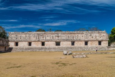 Bir rahibe Quadrangle (Cuadrangulo de las Monjas) bina kompleksinde antik Maya şehir Uxmal, Meksika kalıntıları