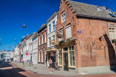 Den Bosch, Hollanda - 30 Ağustos 2016: Den Bosch, Hollanda tarihi evlerde