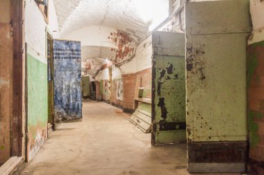 Tallinn, Estonya - 23 Ağustos 2016: İç Patarei (eski deniz kale ve cezaevi) Tallinn, Estonya.