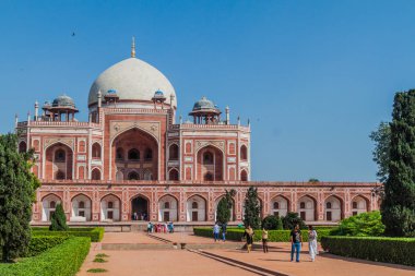 Delhi, Hindistan - 24 Ekim 2016: Turist Hümayun Delhi, Hindistan ziyaret.