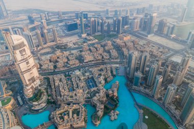 Dubai, Birleşik Arap Emirlikleri - 21 Ekim 2016: Havadan görünümü Dubai, Suudi Arabistan