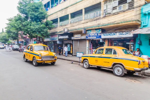 Kolkata India Octubre 2016 Vista Taxis Amarillos Del Hindustan Ambassador — Foto de Stock