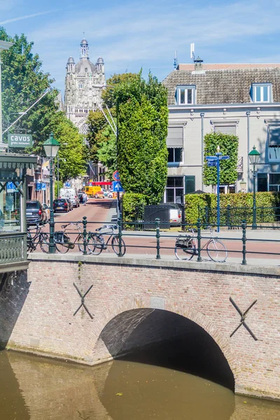 Den Bosch Países Bajos Agosto 2016 Puente Sobre Canal Den — Foto de Stock