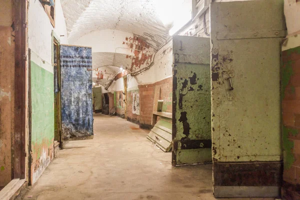 Tallinn, Estonya - 23 Ağustos 2016: İç Patarei (eski deniz kale ve cezaevi) Tallinn, Estonya.