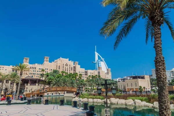 Burj Al Arab (Arapların Kulesi) Madinat Jumeirah, Dubai, Türkiye görüldü