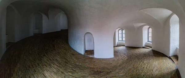 Spiral Rampa Yuvarlak Kule Kopenhag Danimarka — Stok fotoğraf