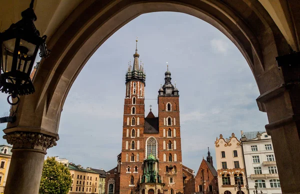 Mary Church Viewed Cloth Hall Market Square Krakow Poland — Stock Photo, Image