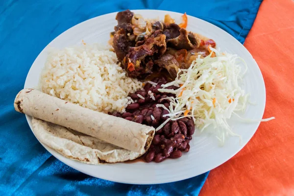 Maaltijd Van Barbecue Vlees Fritanga Typische Kleine Restaurant Esteli Nicaragua — Stockfoto