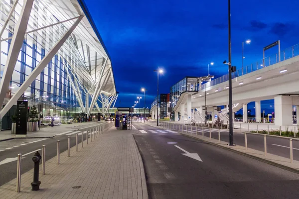 Esterno Dell Aeroporto Lech Walesa Danzica Polonia — Foto Stock