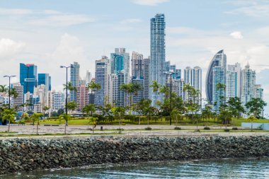 Gökdelenler Panama City