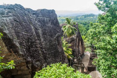 Aluvihare kaya Tapınağı, Sri Lanka