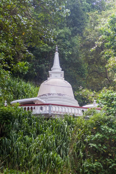 Pequeña Estupa Budista Parte Del Templo Pothgul Viharaya Kandy Sri — Foto de Stock