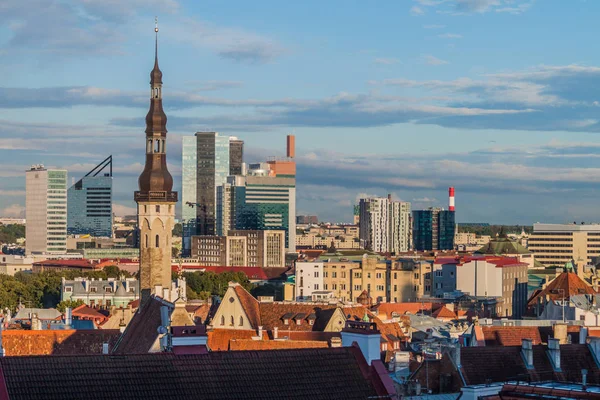 Panorama Starého Města Moderní Budova Tallinn Estonsko — Stock fotografie