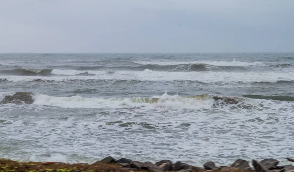 Olas Costa Occidental Sri Lanka — Foto de Stock