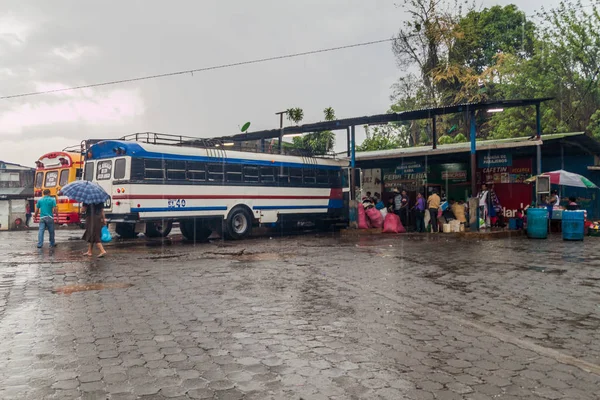 San Carlos Nicaragua Maggio 2016 Autobus Alla Stazione Degli Autobus — Foto Stock