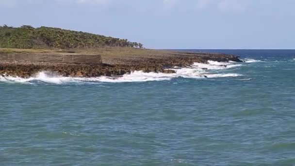 Costa em Baracoa — Vídeo de Stock