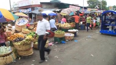 Leon, Nikaragua - 27 Nisan 2016: Leon, Nikaragua görünüm Mercado la Terminal pazarda