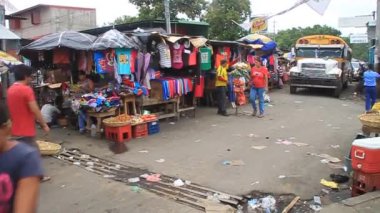 Leon pazarda Mercado la Terminal