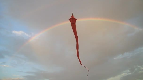 Радуга Воздушный Змей Над Галле Форт Шри Ланка — стоковое видео