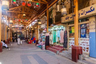 Kuwait City, Kuveyt - 17 Şubat 2017: Kuveyt City (Pazar) Souq sokakta.