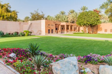 Bahçe Al Ain Palace (Sheikh Zayed Sarayı) müzede Al Ain, Birleşik Arap Emirlikleri