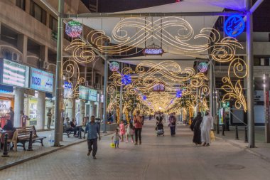 Kuwait City, Kuveyt - 17 Şubat 2017: Alışveriş sokak Merkez Souq Kuveyt City