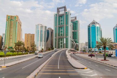 Sharjah, Birleşik Arap Emirlikleri - 11 Şubat 2017: Sharjah, King Faisal street.