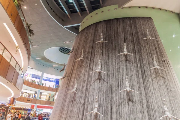 Dubai Egyesült Arab Emírségek 2017 Március Emberi Vízesés Dubai Mall — Stock Fotó
