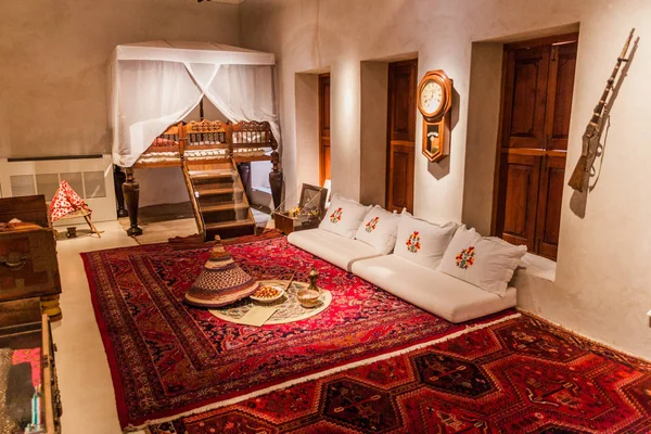 Sharjah, Birleşik Arap Emirlikleri - 11 Şubat 2017: İç Al McLeod Sharjah Fort bir Müzesi.