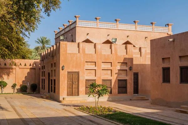 Edifícios Ain Palace Palácio Sheikh Zayed Museu Ain Emirados Árabes — Fotografia de Stock