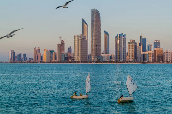 Abu Dhabi Emiratos Árabes Unidos Marzo 2017 Vista Yates Abu — Foto de Stock