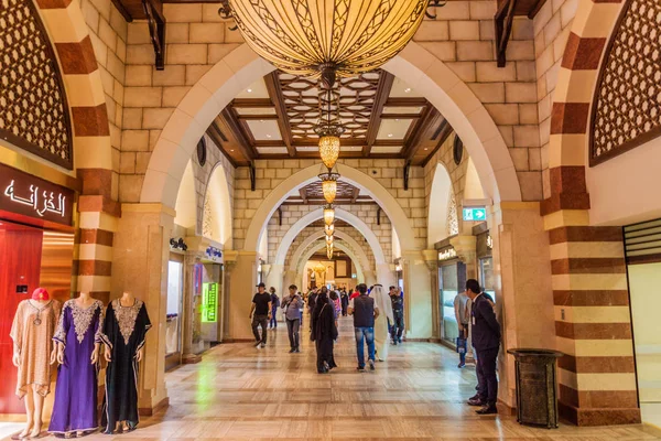 ドバイ モール 世界の最も大きいショッピング モールの つのドバイ アラブ首長国連邦 2017 インテリア — ストック写真