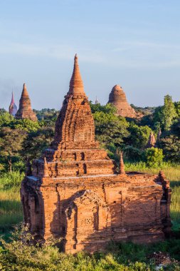 Manzarası tapınaklar ve pagodadan Bagan, Myanmar