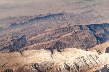 Hürremabad, Iran yakınındaki dağların havadan görünümü