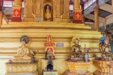 Bago, Myanmar - 10 Aralık 2016: Bago Shwemawdaw Pagoda Inteior.