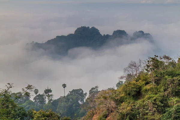Mist Covering Landscape Zwegabin Hpa Myanmar — Stock Photo, Image