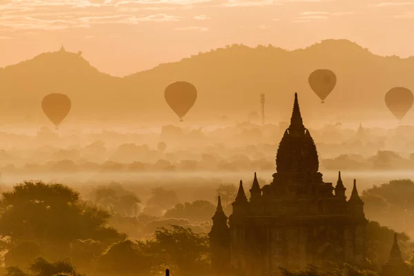 Globos Sobre Bagan Horizonte Sus Templos Myanmar — Foto de Stock