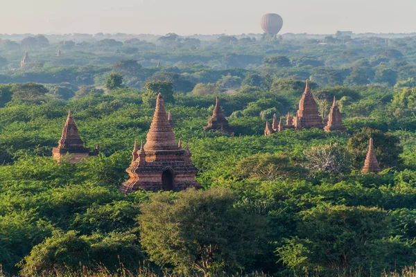 Globo Sobre Bagan Globos Aire Caliente Flotando Entre Horizonte Los — Foto de Stock