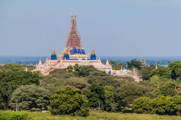 Ananda Tempel Bagan Myanmar Tempel Wordt Gedeeltelijk Gedekt Door Steigers — Stockfoto